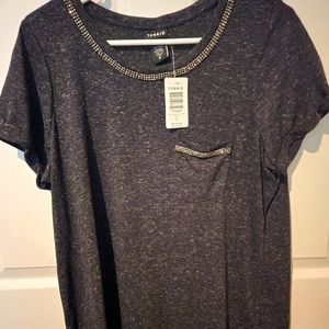 NWT Torrid rhinestone detail tshirt size 0